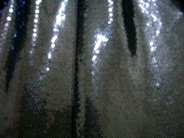 6.Gunmetal Stage Line Sequins